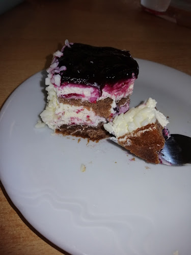 Opinii despre Restavracija Slorest Letališka în Ljubljana - Gastronomija in gostinstvo