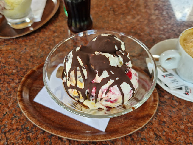 Slaščičarna Relaksi, Riza Amiti, s.p.