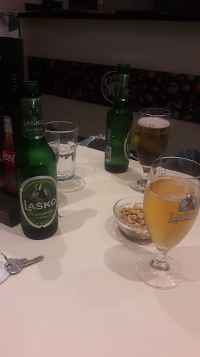 Opinii despre Coffee Point Šiška în Ljubljana - Gastronomija in gostinstvo