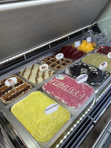 Slaščičarna Borovnica