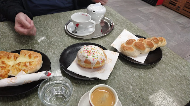 Opinii despre Pekarna Piramida în Maribor - Gastronomija in gostinstvo