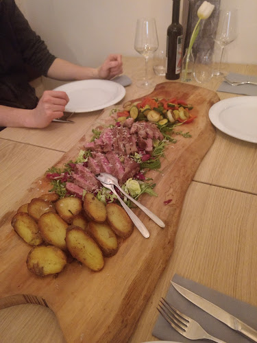 Glavni trg 5-5271, 5271 Vipava