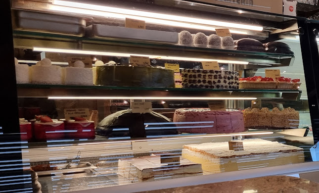 Slaščičarna Bistrica, Pajaziti Saćip s.p. - Gastronomija in gostinstvo