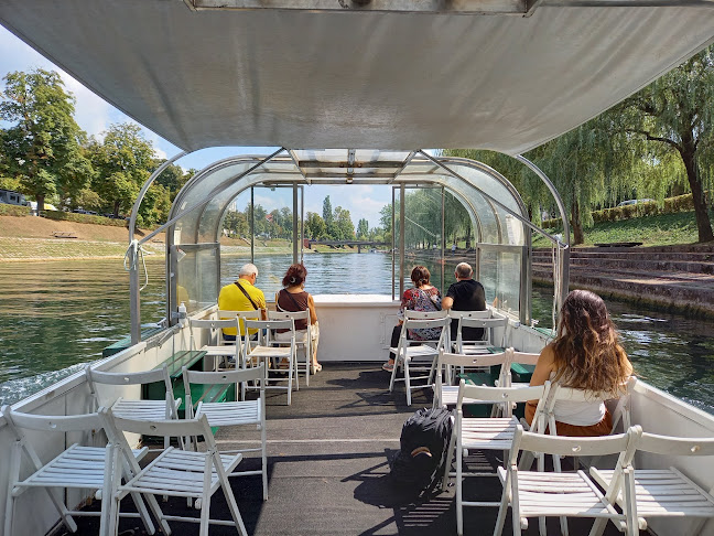 Klub Rečnih Kapitanov - Gastronomija in gostinstvo