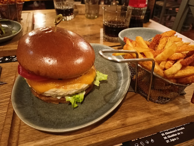 Opinii despre Steak & Burger Dobrna în Dobrna - Gastronomija in gostinstvo