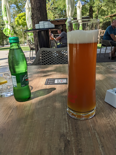 Bazen Bar & BBQ - Gastronomija in gostinstvo