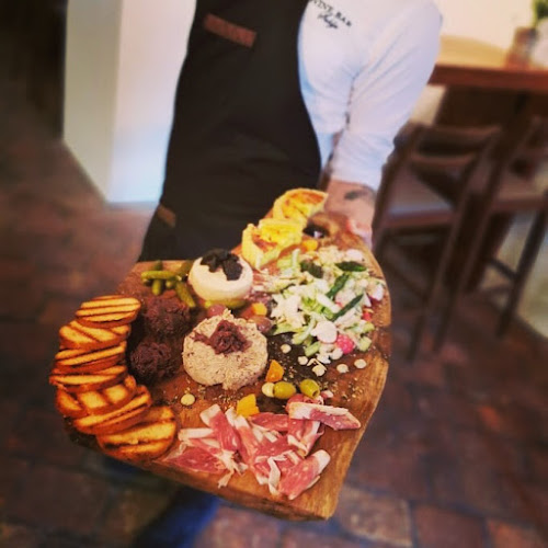 Breg 10, 1000 Ljubljana