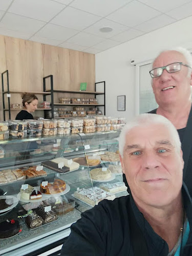 Slaščičarna in trgovina Vesna Vanja Trobec s.p. - Lokev