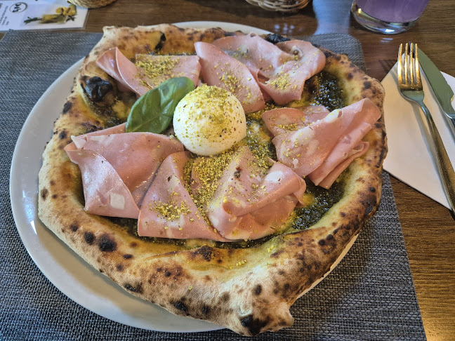 Comentarii opinii despre Fuoriseria Šared