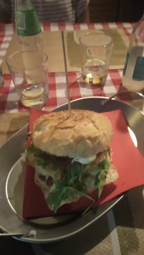 Comentarii opinii despre Ok Corral Pizzerija & Grill