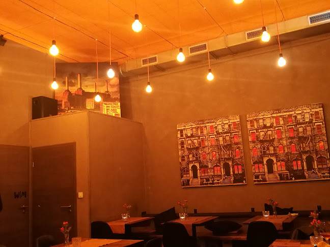 Piaf - Gastronomija in gostinstvo