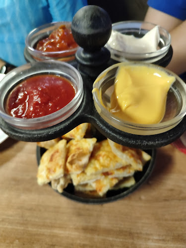 Pizzerija Carmen Karlen Bukovec s.p. - Gastronomija in gostinstvo