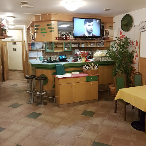 Comentarii opinii despre Megos, podjetje za gostinstvo in turizem, d.o.o., gostilna na letališču