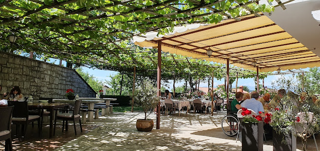 Gostilna pri Hribu Povir, Milan Perhavec s.p. - Gastronomija in gostinstvo