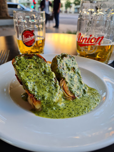 Slovenska Hiša - Figovec - Gastronomija in gostinstvo