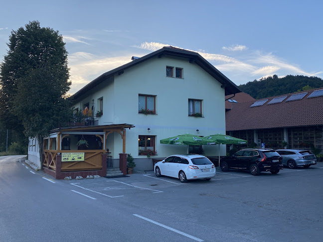 Mesec And Co trgovina, turizem, gostinstvo d.o.o. Zaplana 24, Vrhnika - Gastronomija in gostinstvo