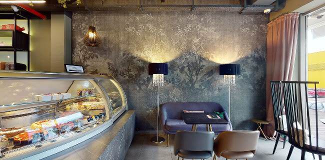 Šmartinska c. 152, 1000 Ljubljana