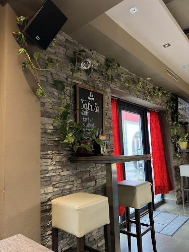 Comentarii opinii despre Cafe & Pizzeria Fabula