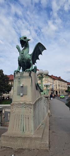 Topniška ulica, 1000 Ljubljana