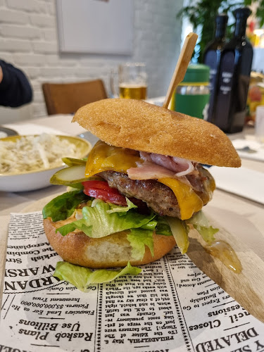 Comentarii opinii despre Lipa kavarna, pivnica in restavracija