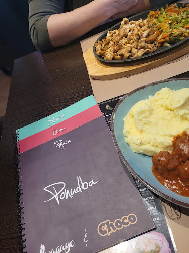 Papagayo Cocktail Bar & C H O C O