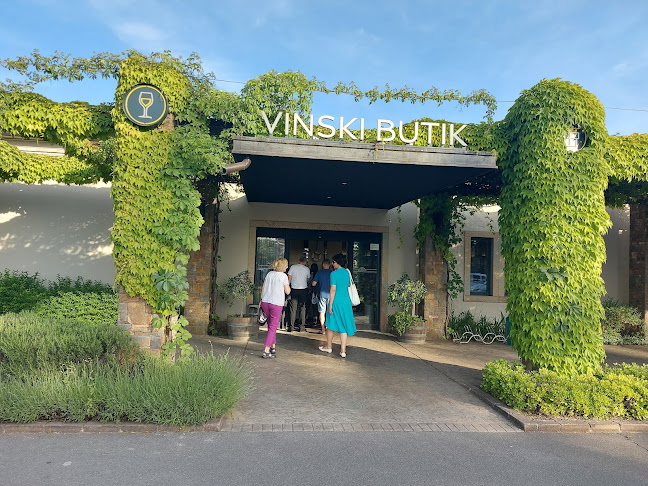 VINAKOPER wine boutique & cellar