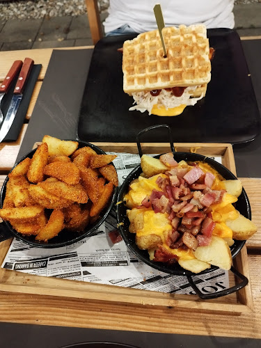 Comentarii opinii despre BOOTL’ S BURGERS & MORE