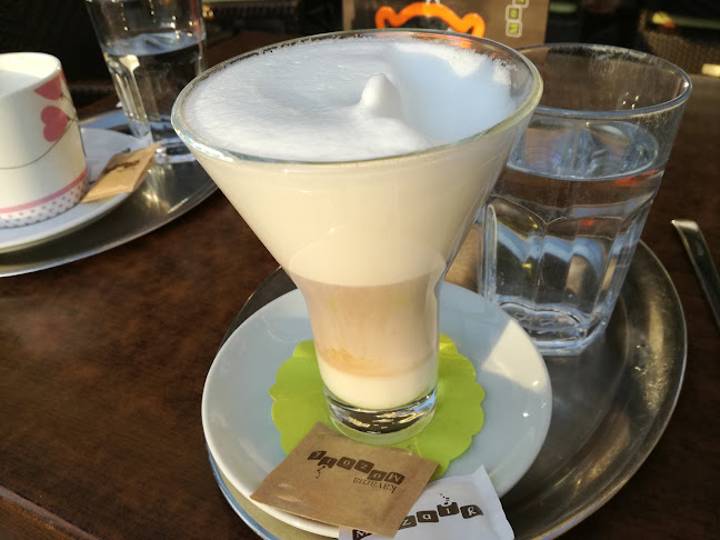 Kavarna Mozaik - Gastronomija in gostinstvo