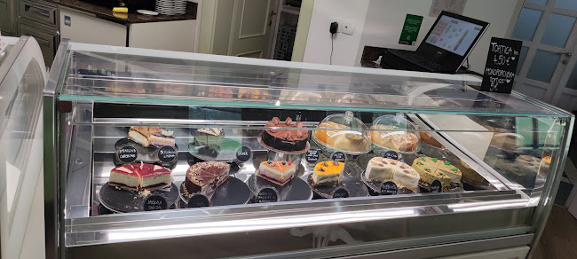 Comentarii opinii despre SLAŠČIČARNA SLADKA KASTINA