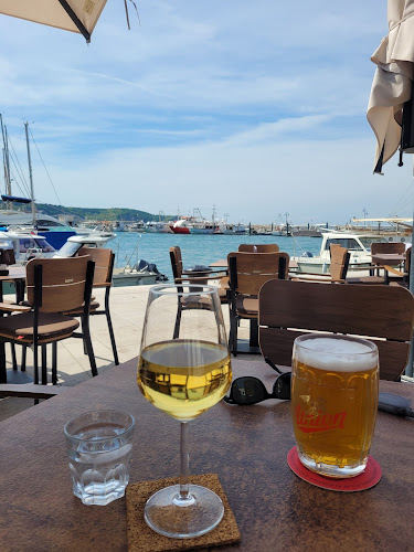 Bariera lounge bar - Gastronomija in gostinstvo