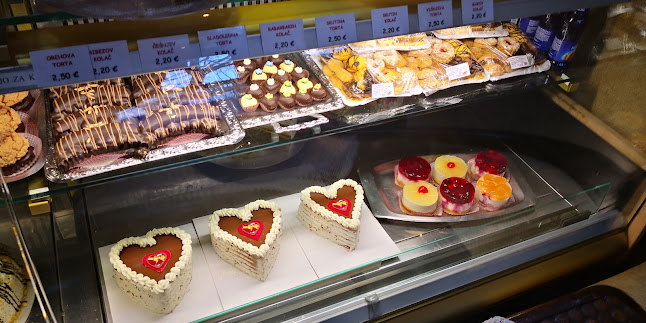 Comentarii opinii despre Slaščičarna in kavarna Viki, Simon Viktor Ocvirk s.p.