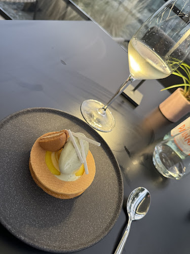 Slovenska cesta 59, 1000 Ljubljana