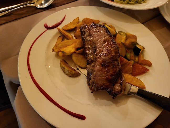 Slovenska cesta 40, 1000 Ljubljana