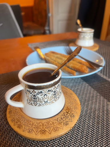 Tsnim arabska restavracija