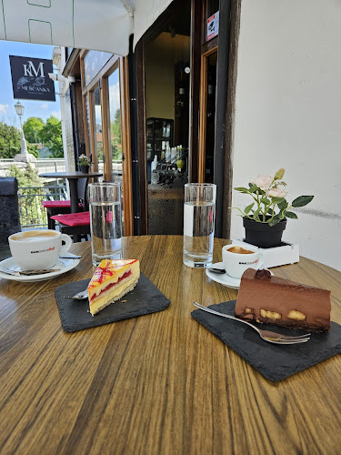 Kavarna meščanka - Gastronomija in gostinstvo