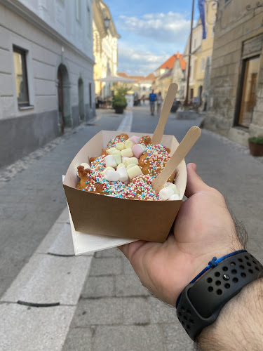Fritula Radovljica - Gastronomija in gostinstvo