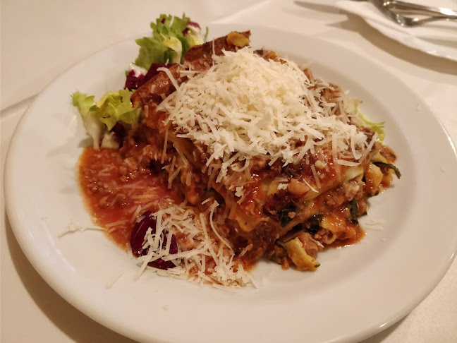 Okrepčevalnica pri Mariji Robert Kuzelj s.p. - Gastronomija in gostinstvo