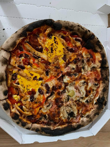 Pod Velbi - Gastronomija in gostinstvo