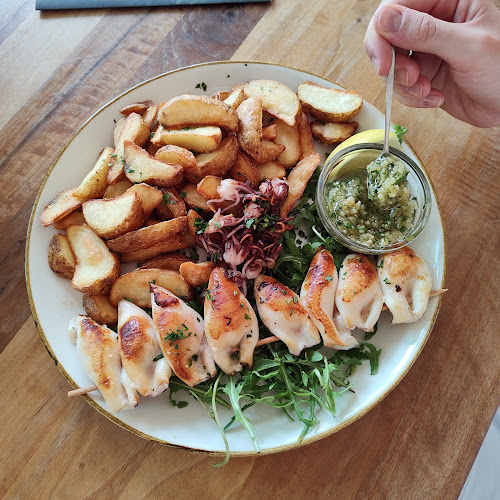 Gostilna in picerija Harlekin - Gastronomija in gostinstvo