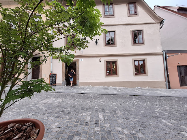 Slomškova ulica 20, 2250 Ptuj