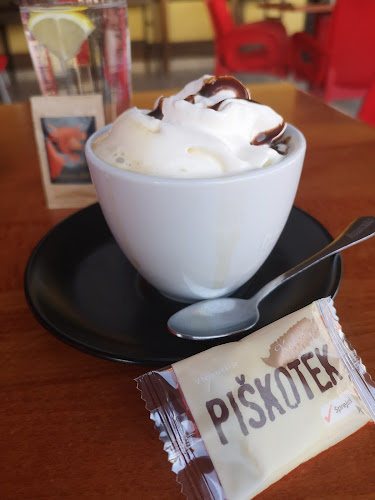 Opinii despre PUB PRI VESELEM BIKU, în Prebold - Gastronomija in gostinstvo