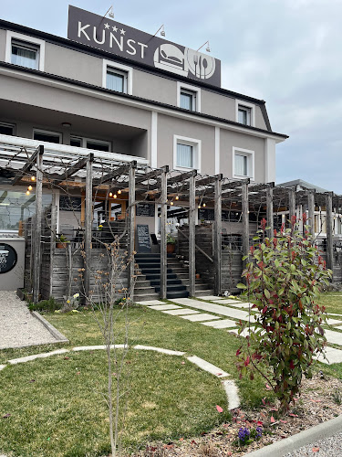 Gostilna in hotel Kunst - Gastronomija in gostinstvo