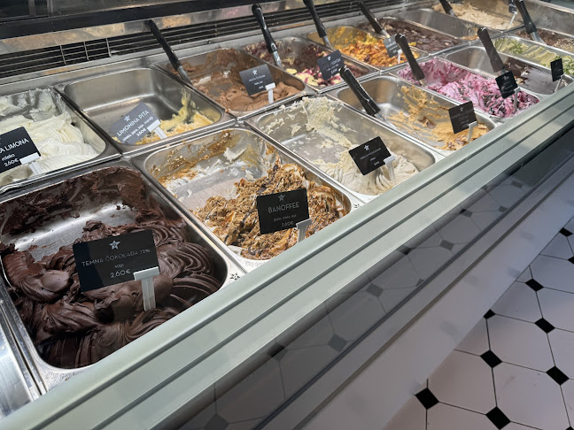 Rakuševa ulica 1, 1000 Ljubljana