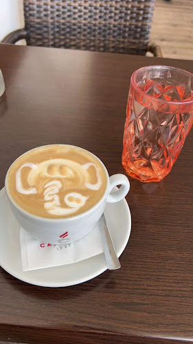 Comentarii opinii despre Cafe Cappuccino