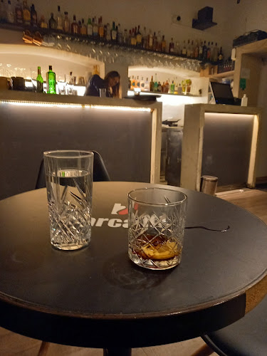 Nabrežje 15 - Gastronomija in gostinstvo