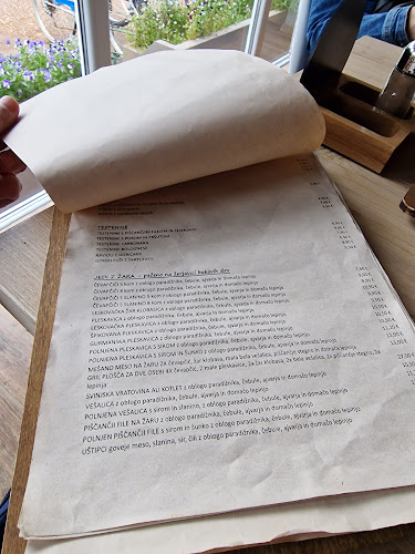 Opinii despre Osteria Tenis Center în Murska Sobota - Gastronomija in gostinstvo