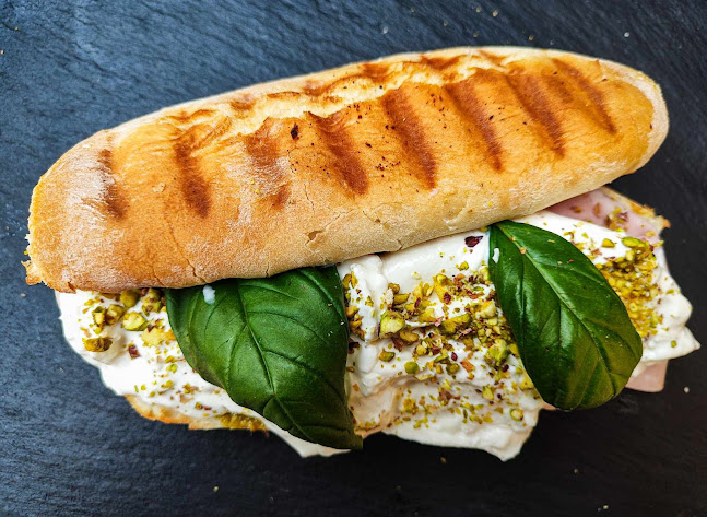 Eksperiment Kavarna & Bar