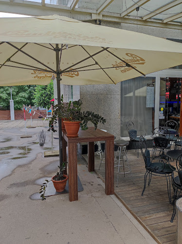 Opinii despre Oskar bar în Ljubljana - Gastronomija in gostinstvo