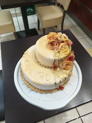 Altus+ pekarstvo in slaščičarstvo d.o.o., poslovna enota slaščičarna in pekarna Karavanke 2 - Gastronomija in gostinstvo