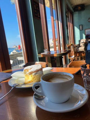 Caffe Neptun - Gastronomija in gostinstvo
